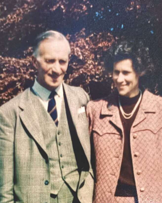 Sir David Ogilvy, 13th Baronet, and wife Penelope Hills